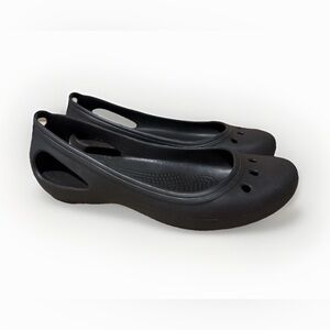 Crocs Women's size 8 Kadee slip on ballet flats slip on shoes brown closed toe